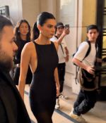 Access_Kardashian_281229.jpg