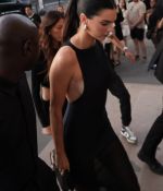 Access_Kardashian_281929.jpg