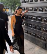 Access_Kardashian_28829.jpg
