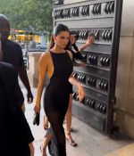 Access_Kardashian_28929.jpg