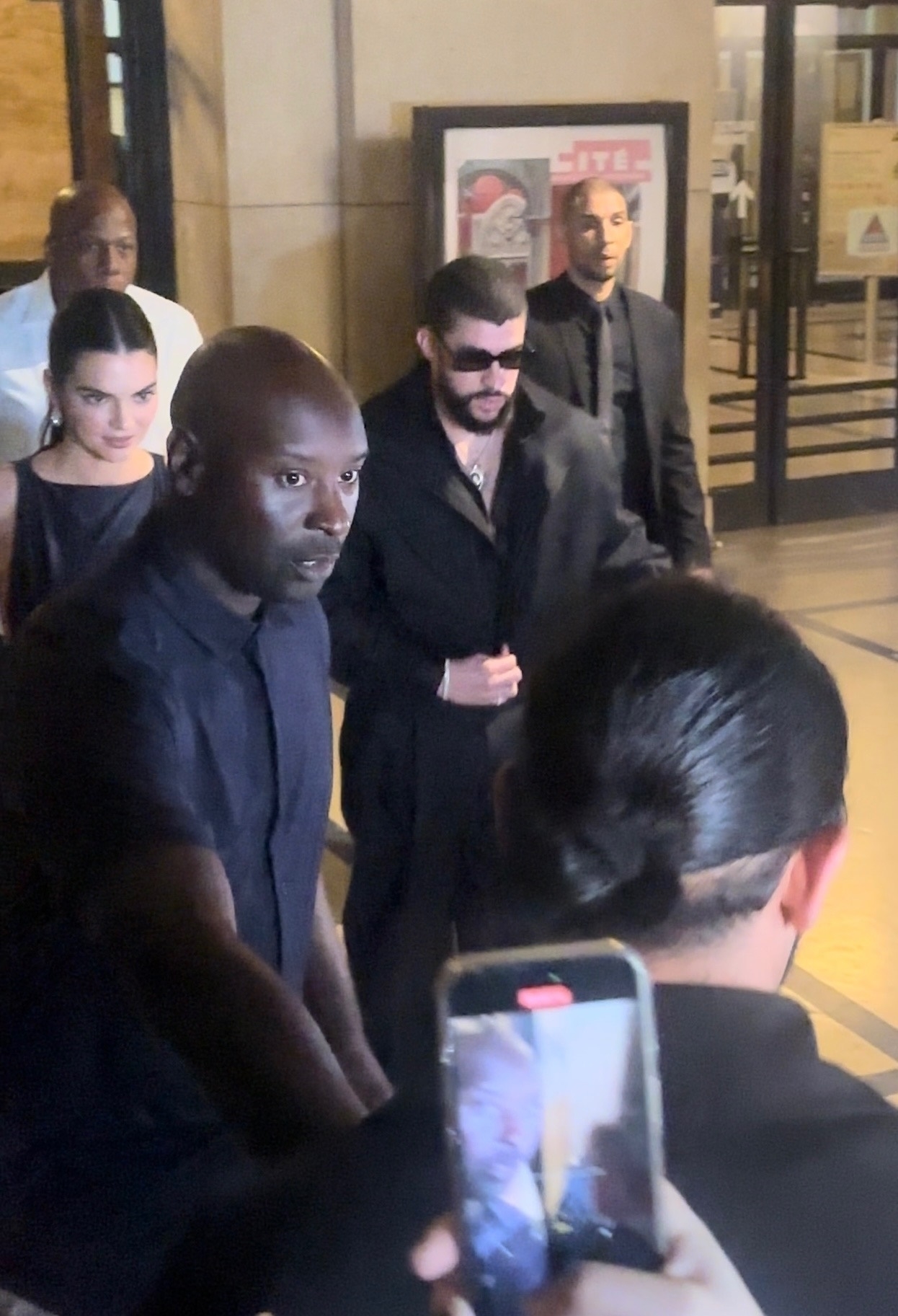 Access_Kardashian_28129~0.jpg