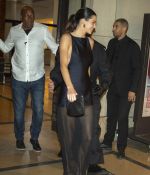 Access_Kardashian_282929.jpg