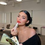 Access_Kardashian_001~0.jpg