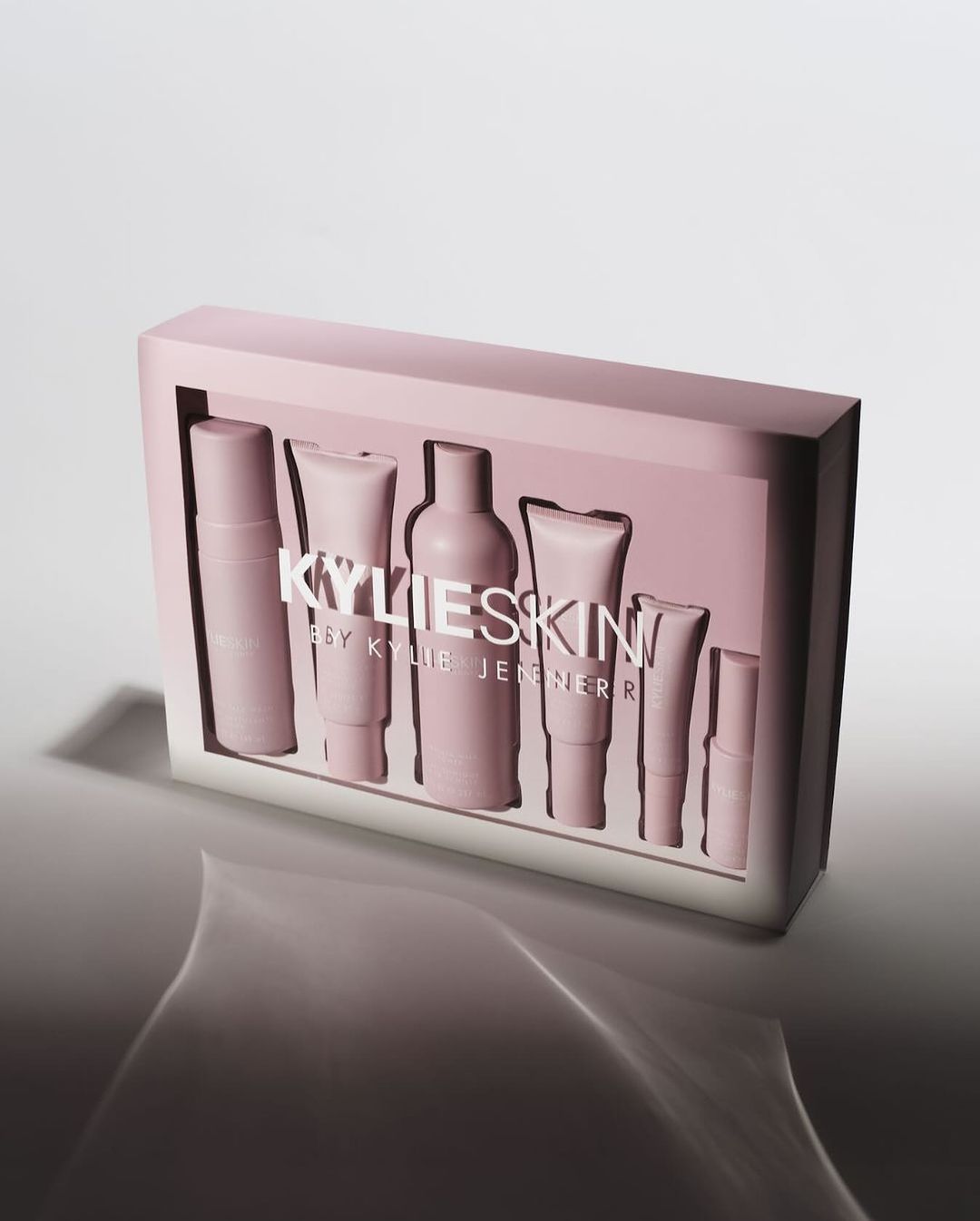 Access_Kardashian_01.jpg