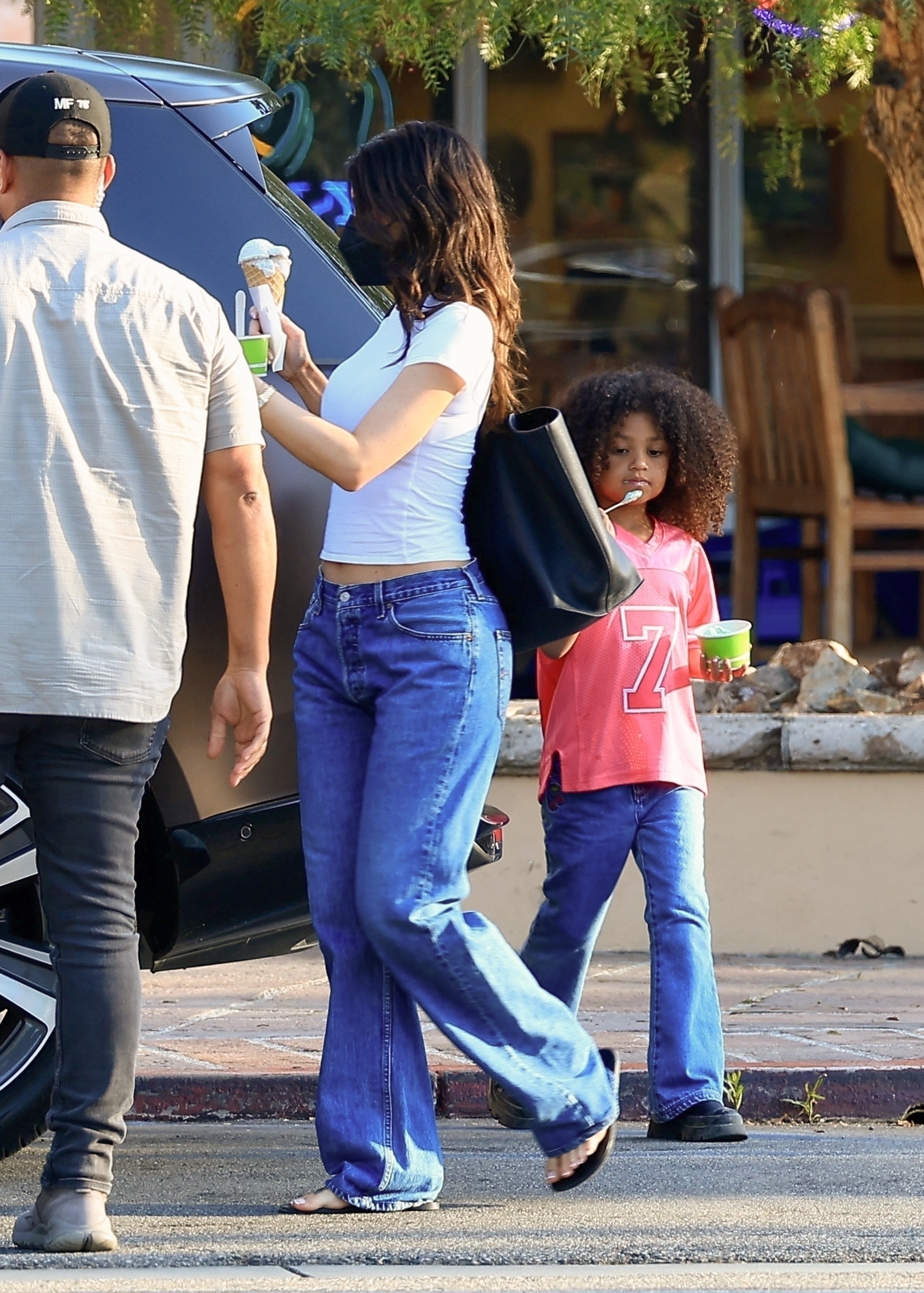 Access_Kardashian_7.jpg