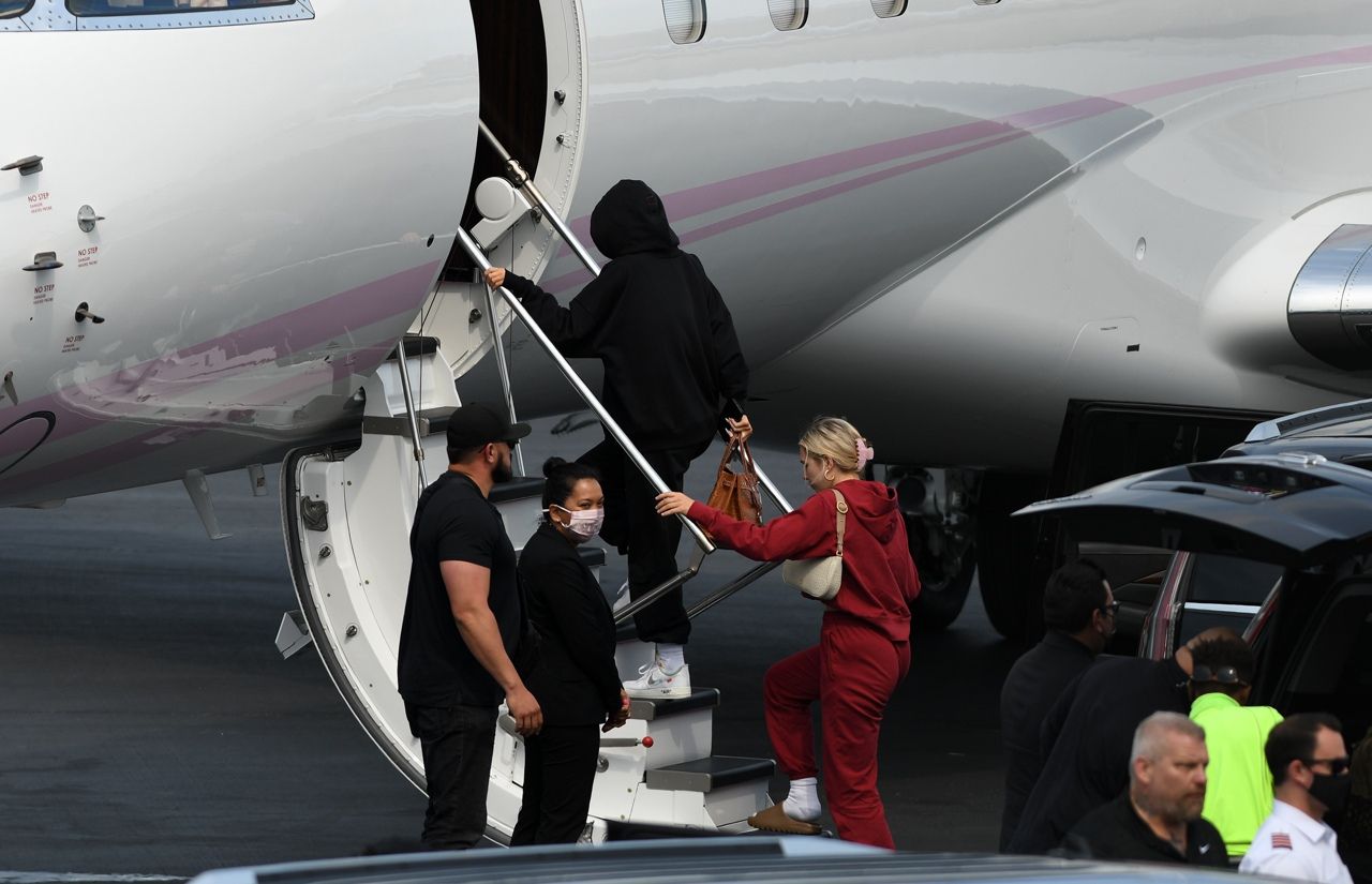 Access_Kardashian_001.jpg