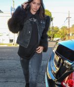 Access_Kardashian_4.jpg