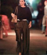 Access_Kardashian_28229.jpg