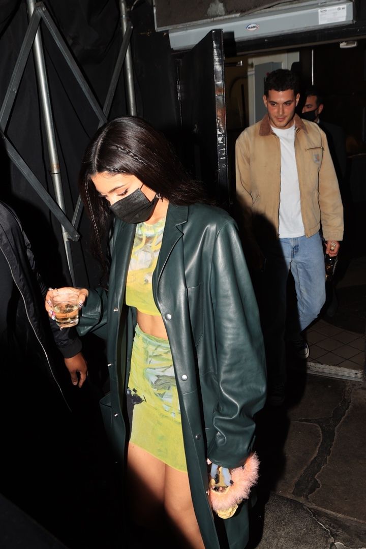 Access_Kardashian_002.jpg