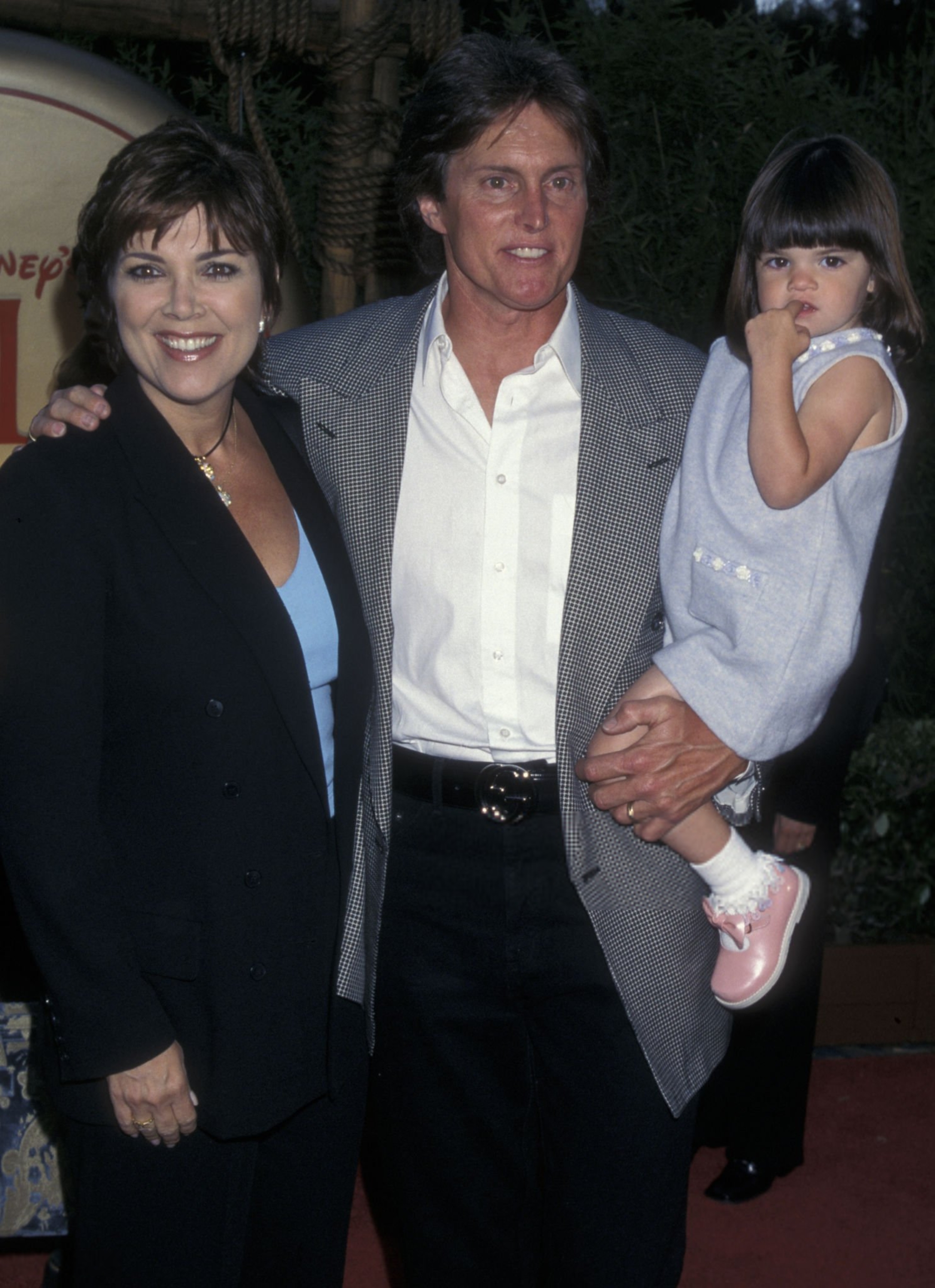 Acsess_Kardashian_281029.jpg