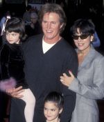 Acsess_Kardashian_28129.jpg
