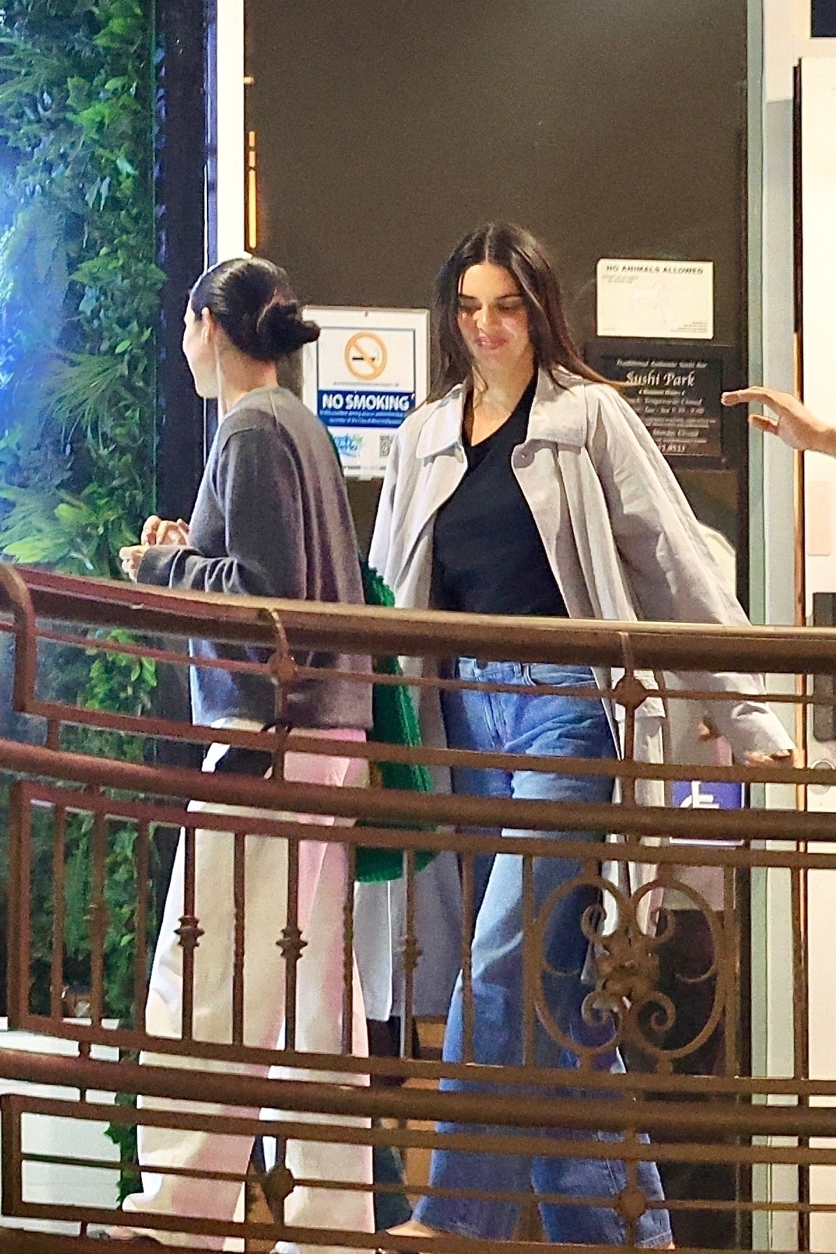 Access_kardashian_28929.jpeg