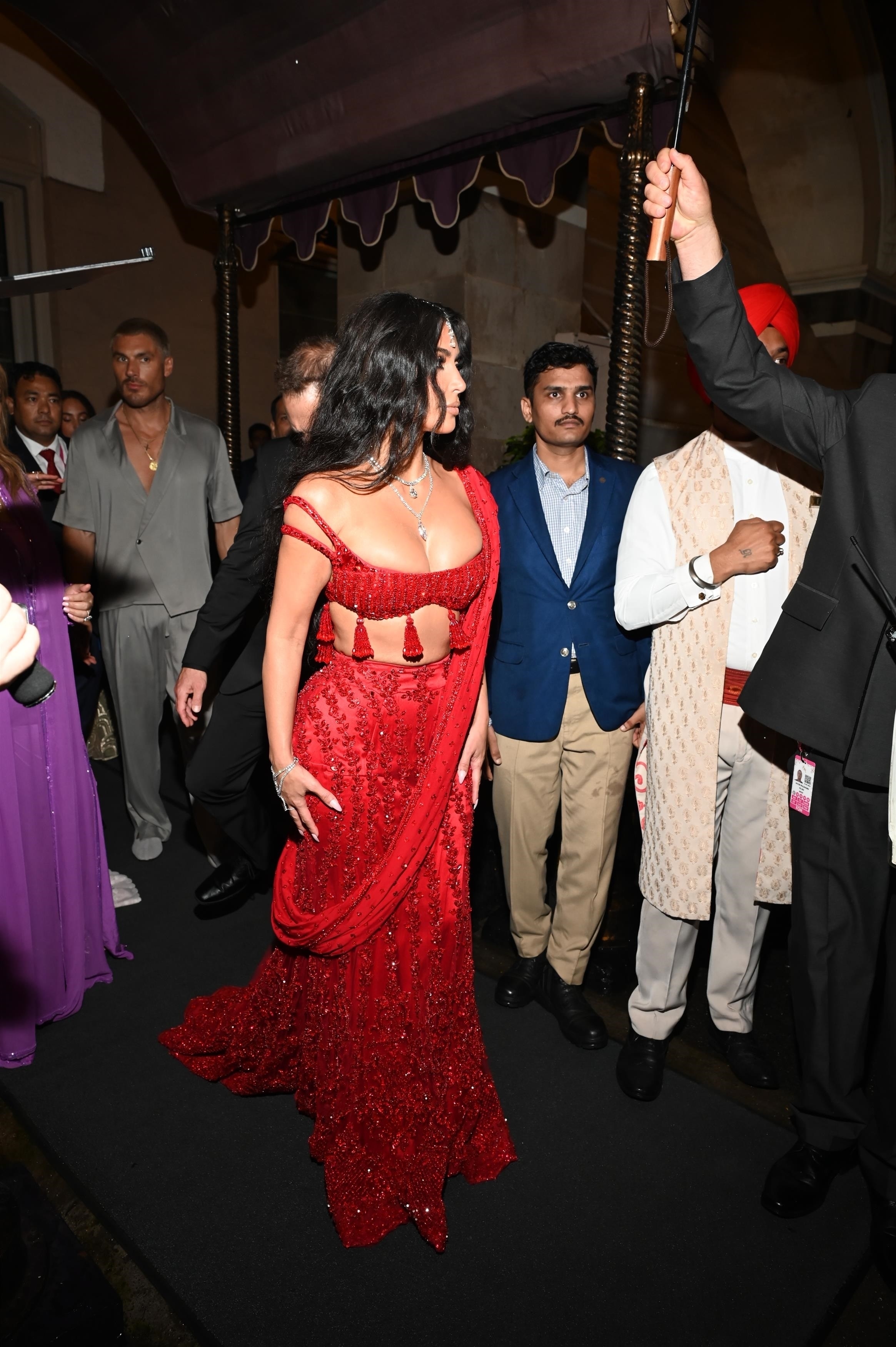 Access_Kardashian_03_284829.jpg