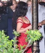 Access_Kardashian_03_282029.jpg