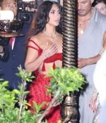 Access_Kardashian_03_283029.jpg