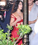 Access_Kardashian_03_283129.jpg