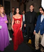 Access_Kardashian_03_284429.jpg