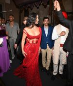 Access_Kardashian_03_284929.jpg