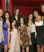 Access_Kardashian_28829.jpg