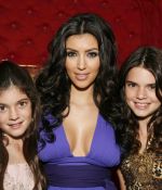 Access_Kardashian_28429.jpg