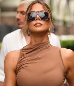 Access_Kardashian_2.jpg