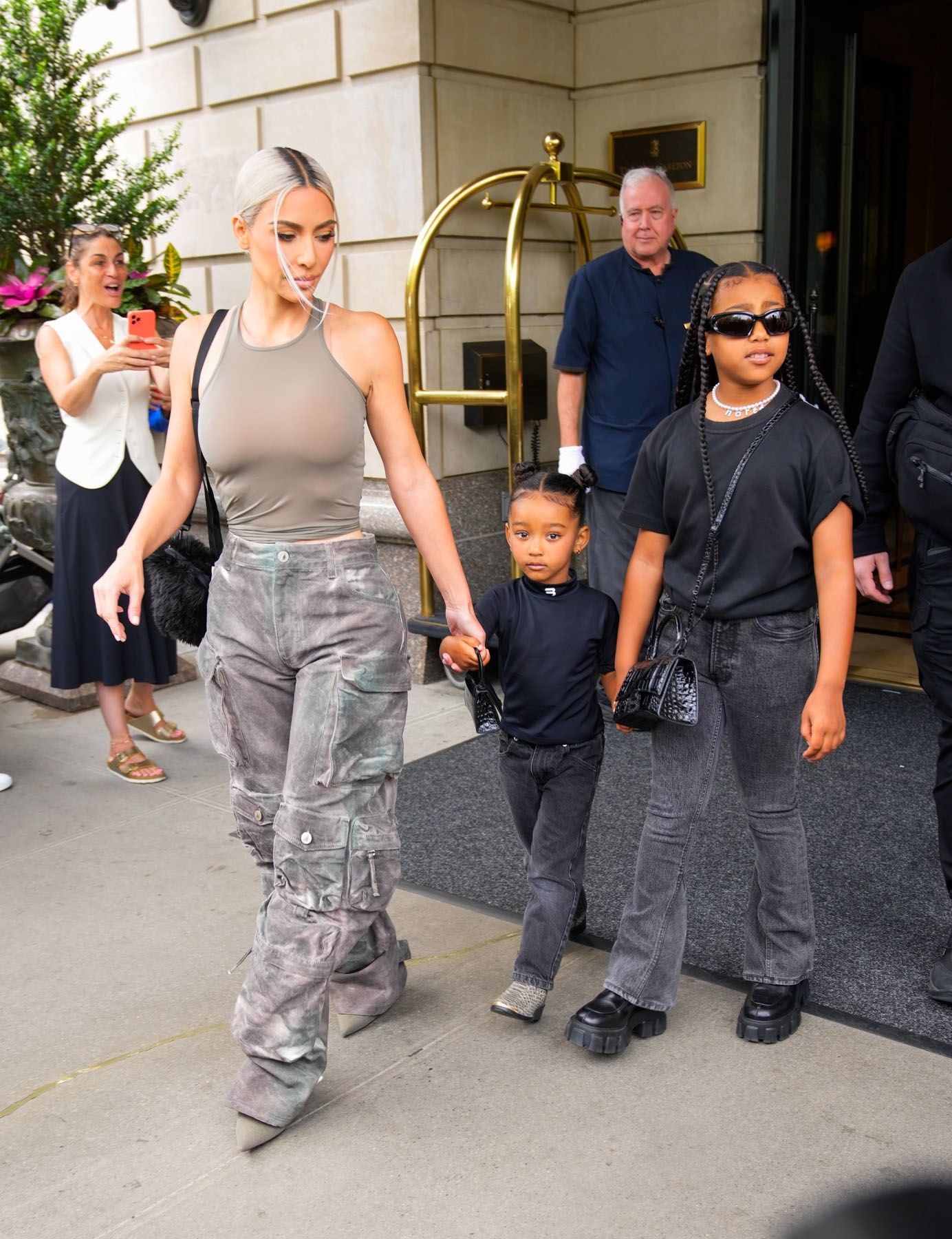 Access_Kardashian_021.jpg