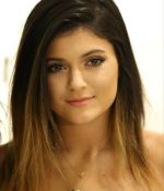 Access_Kardashian_28329.jpg