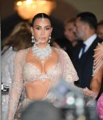 Access_Kardashian_16.jpg