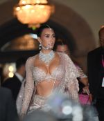 Access_Kardashian_3.jpg
