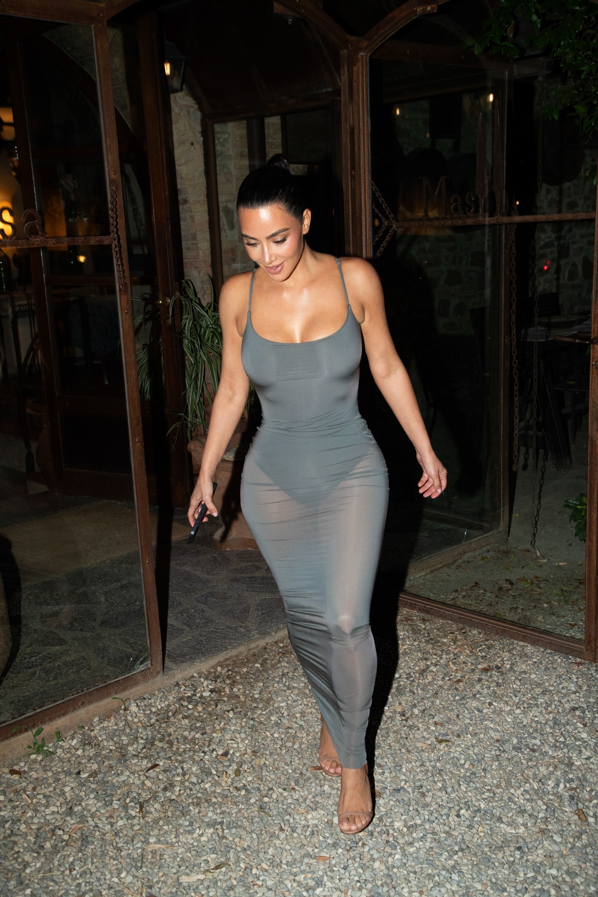 Access_Kardashian_7.jpg