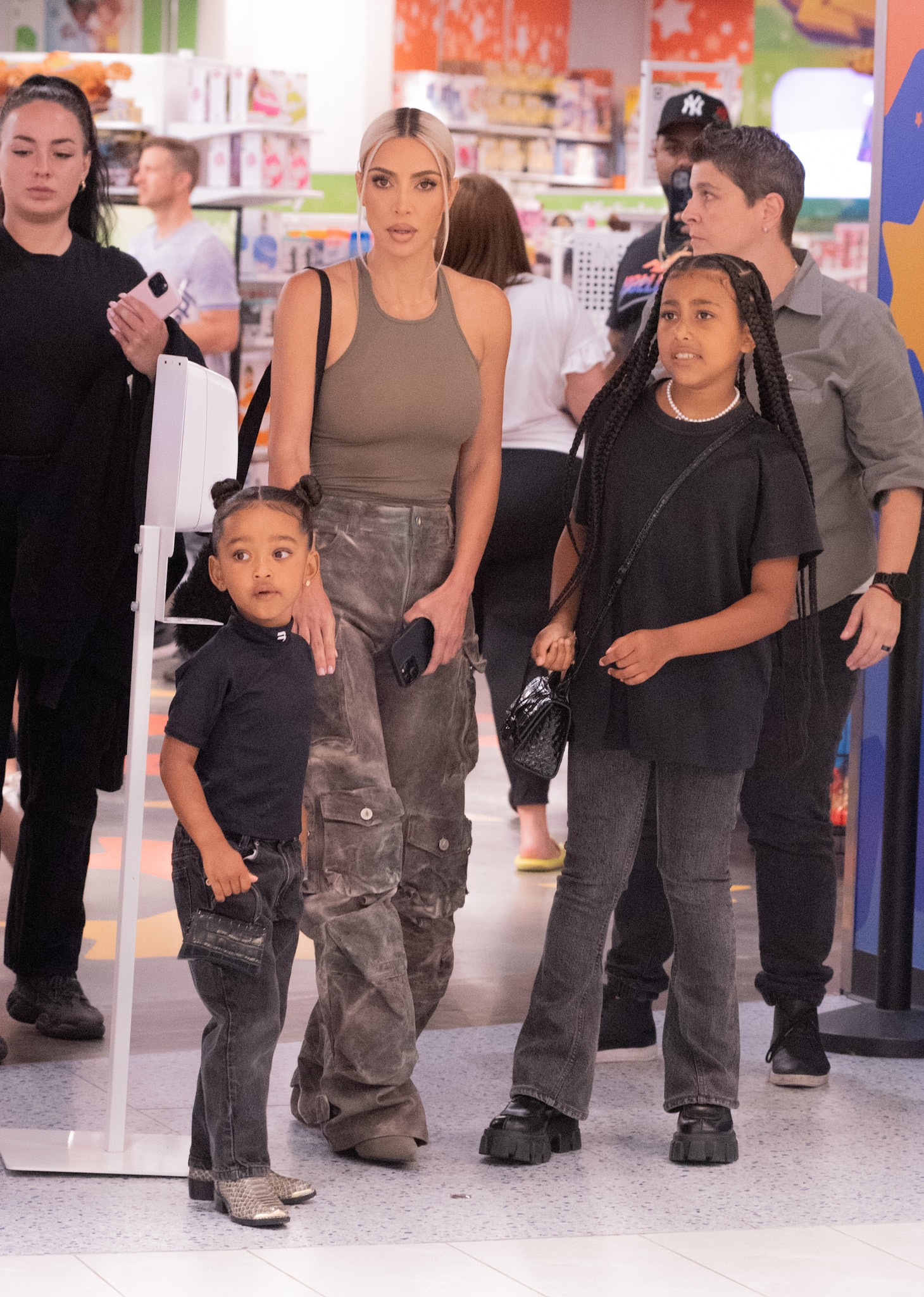 Access_Kardashian_004.jpg