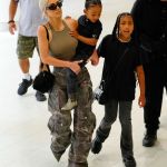 Access_Kardashian_003~0.jpg