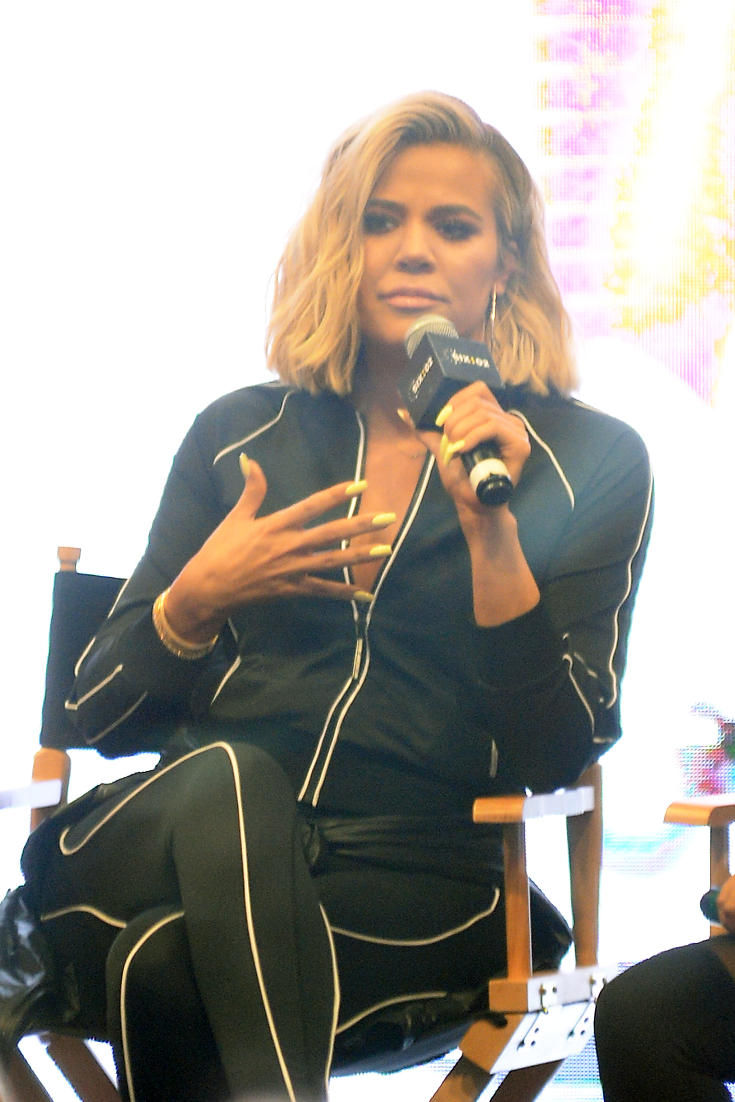 Access_Kardashian_30.jpg