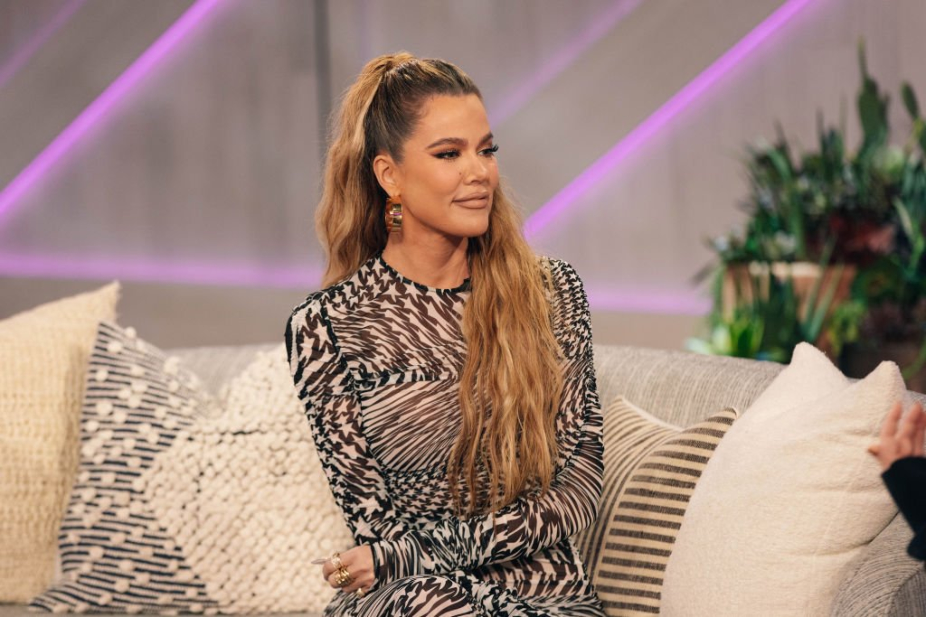 Access_Kardashian_2.jpg