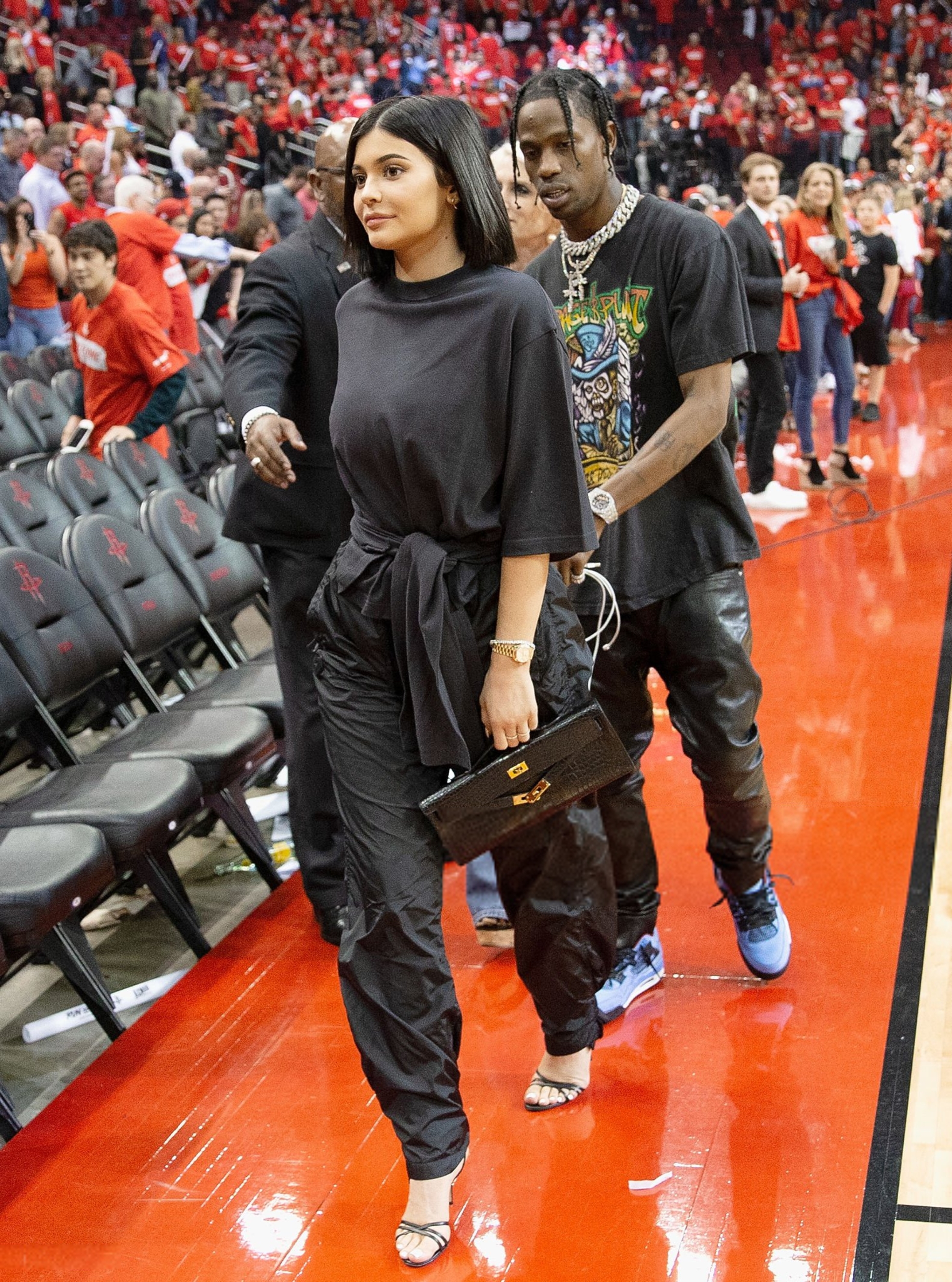 Access_Kardashian_281129.jpg