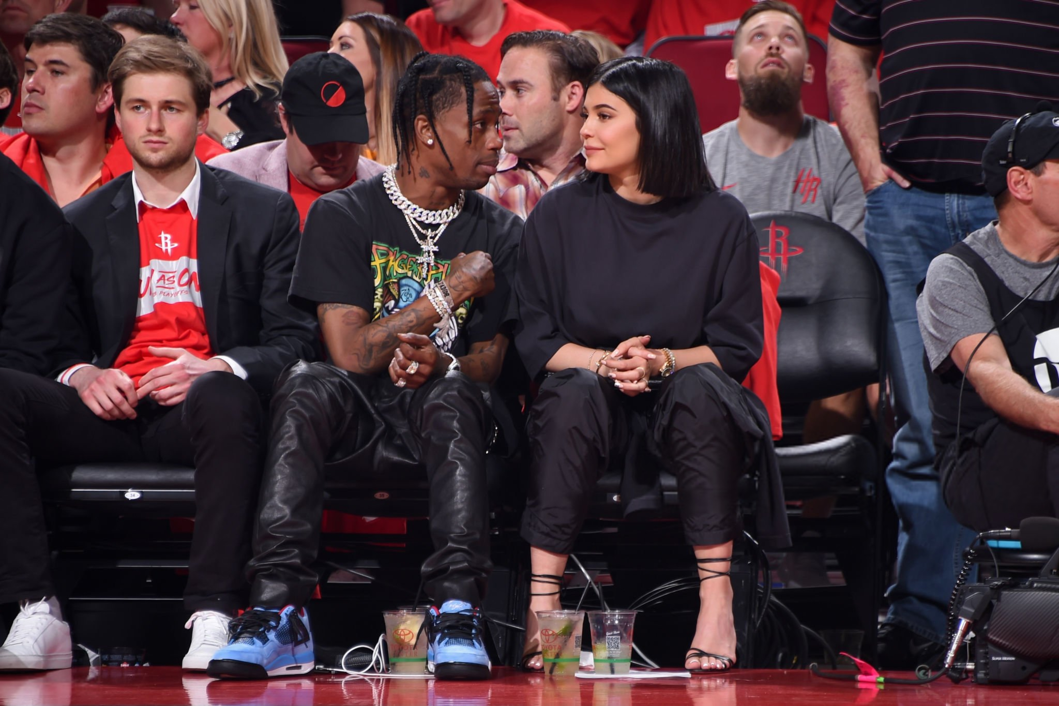 Access_Kardashian_28529.jpg