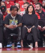 Access_Kardashian_282829.jpg