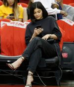 Access_Kardashian_283029.jpg