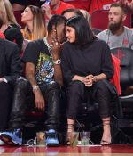Access_Kardashian_28329.jpg