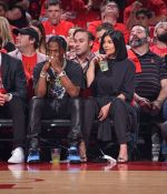 Access_Kardashian_28729.jpg