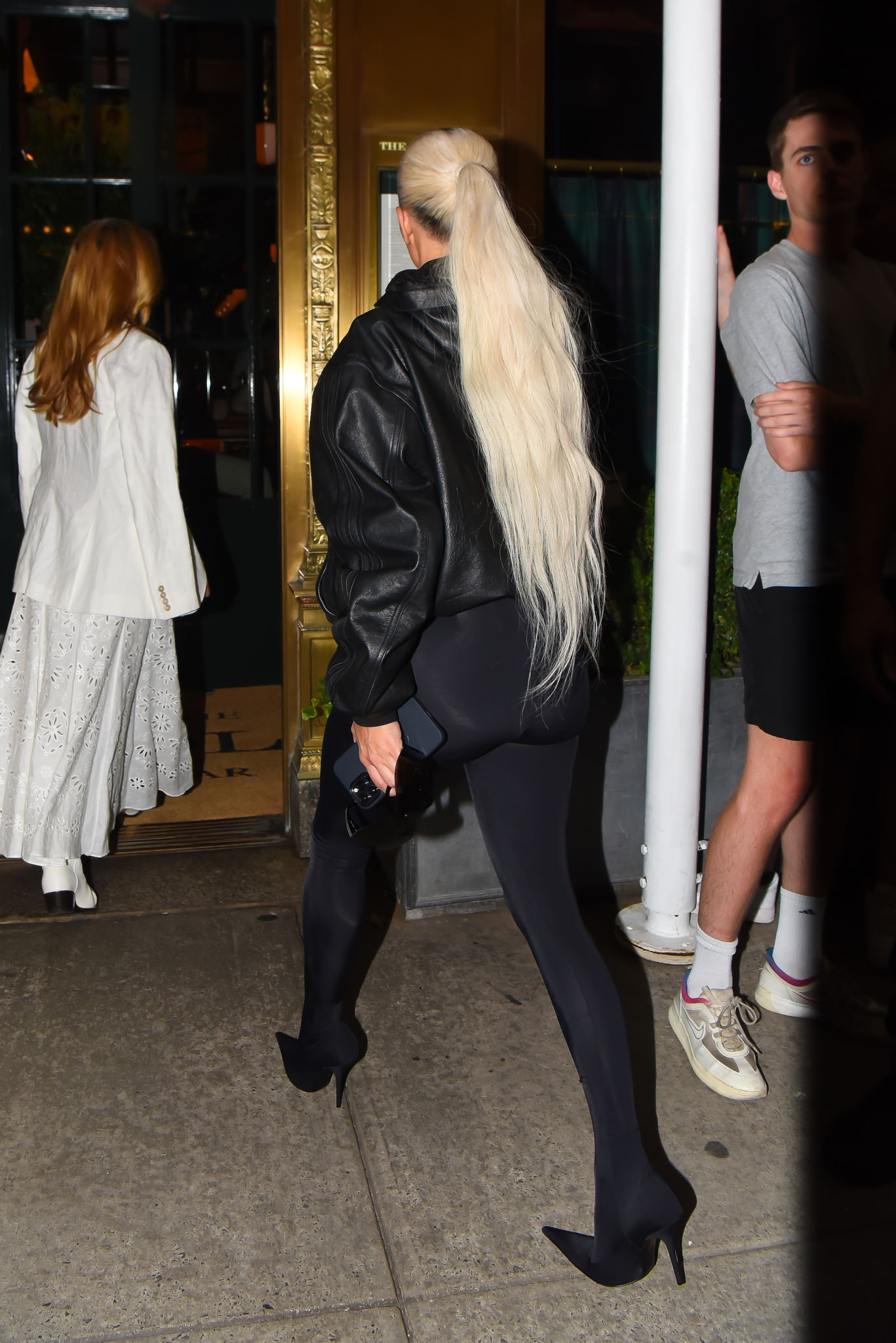Access_Kardashian_007.jpg