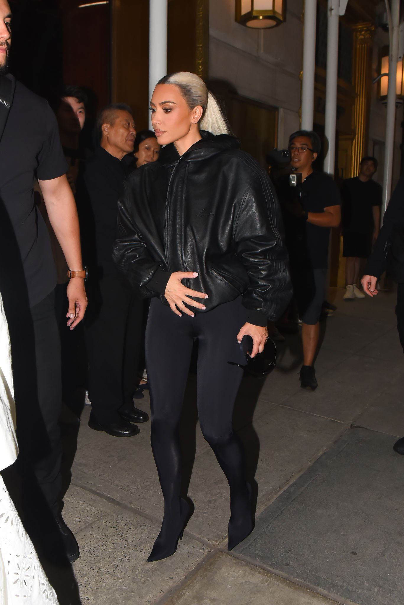 Access_Kardashian_08.png