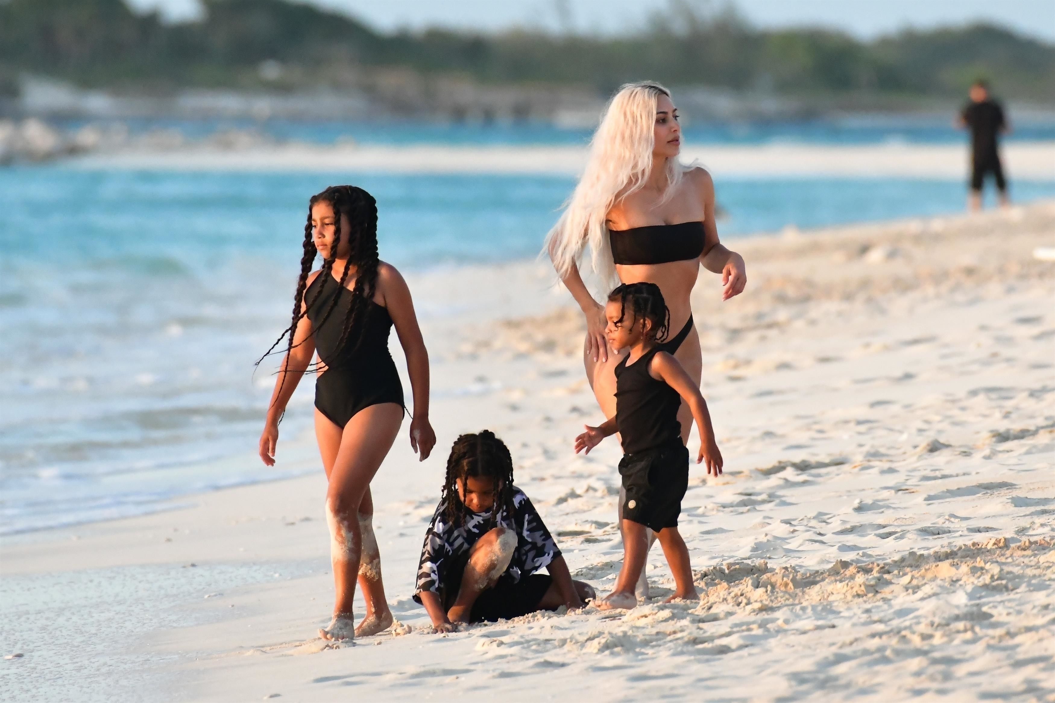 Access_Kardashian_020.jpg