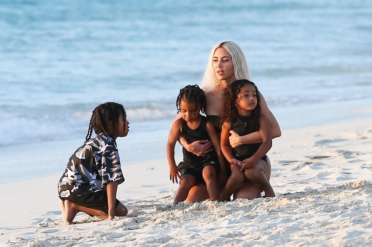 Access_Kardashian_040.jpg