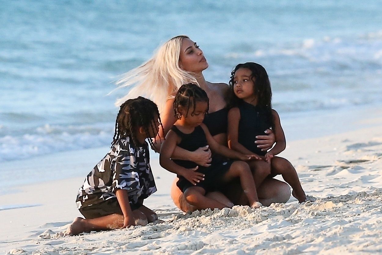 Access_Kardashian_041.jpg