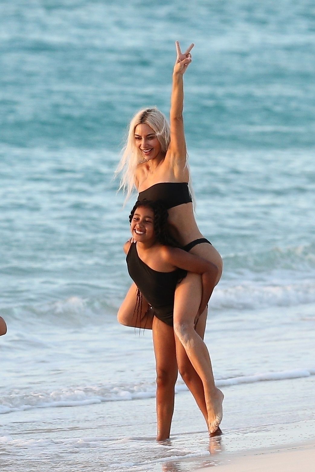 Access_Kardashian_061.jpg