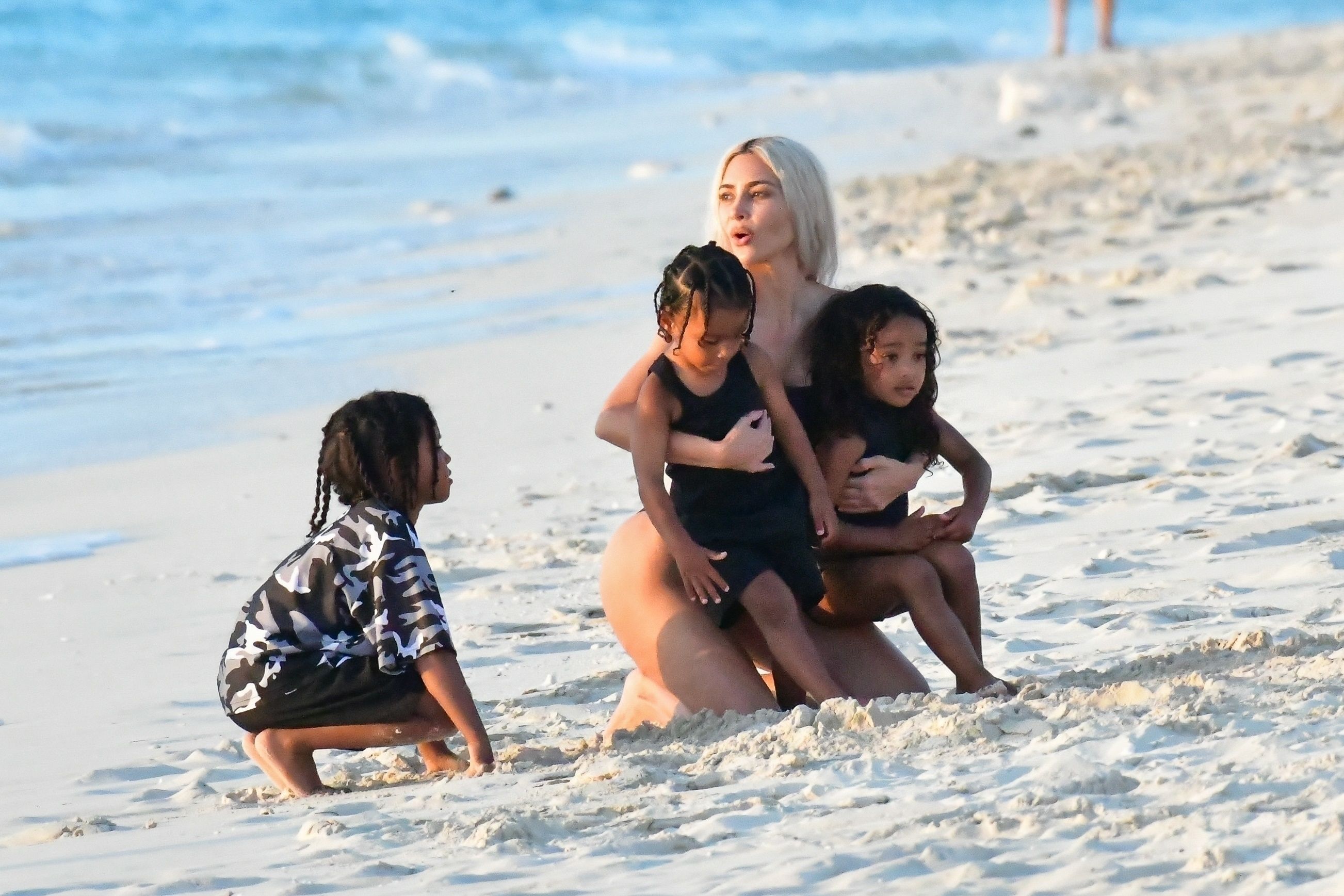Access_Kardashian_070.jpg