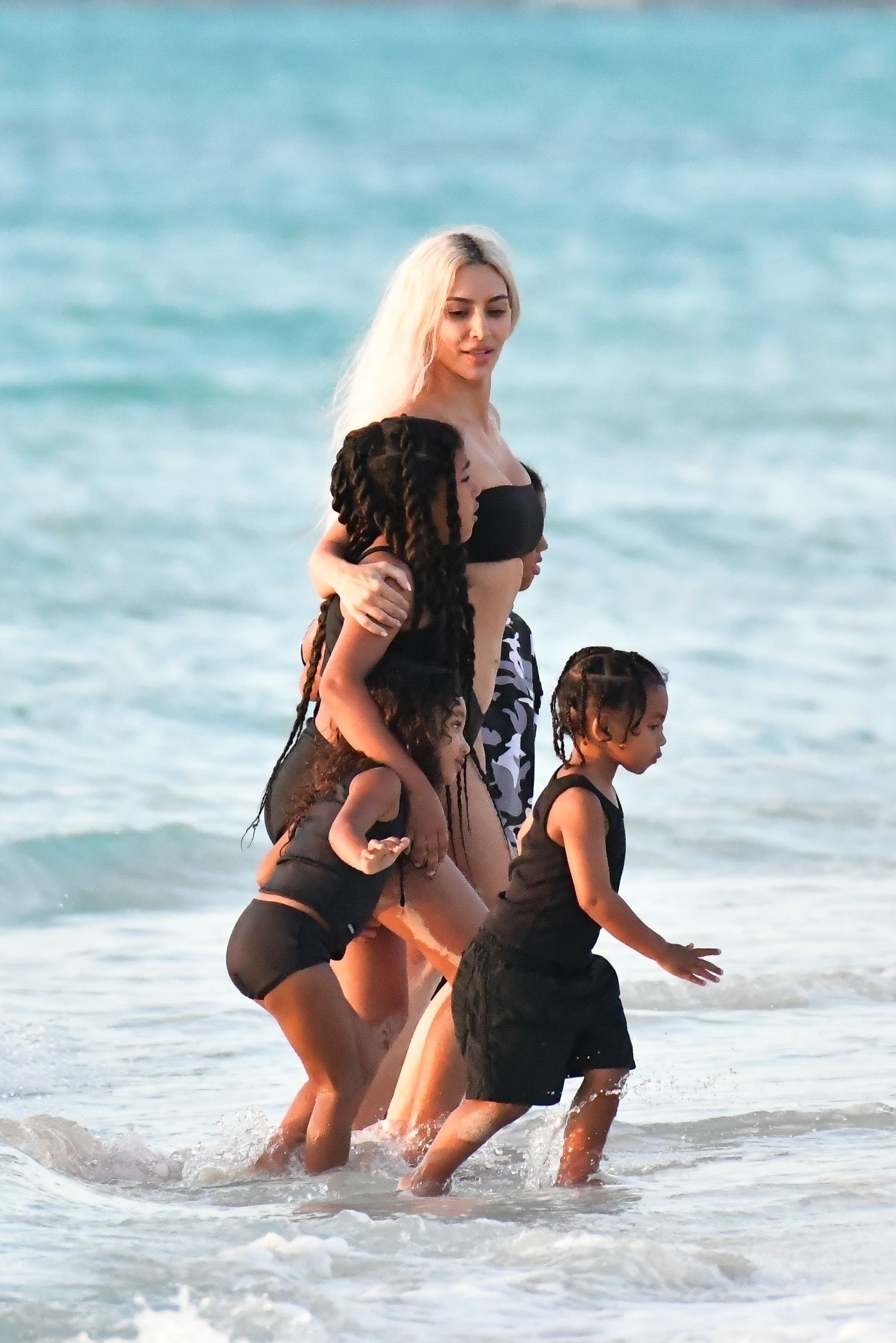 Access_Kardashian_080.jpg
