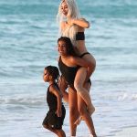 Access_Kardashian_055.jpg