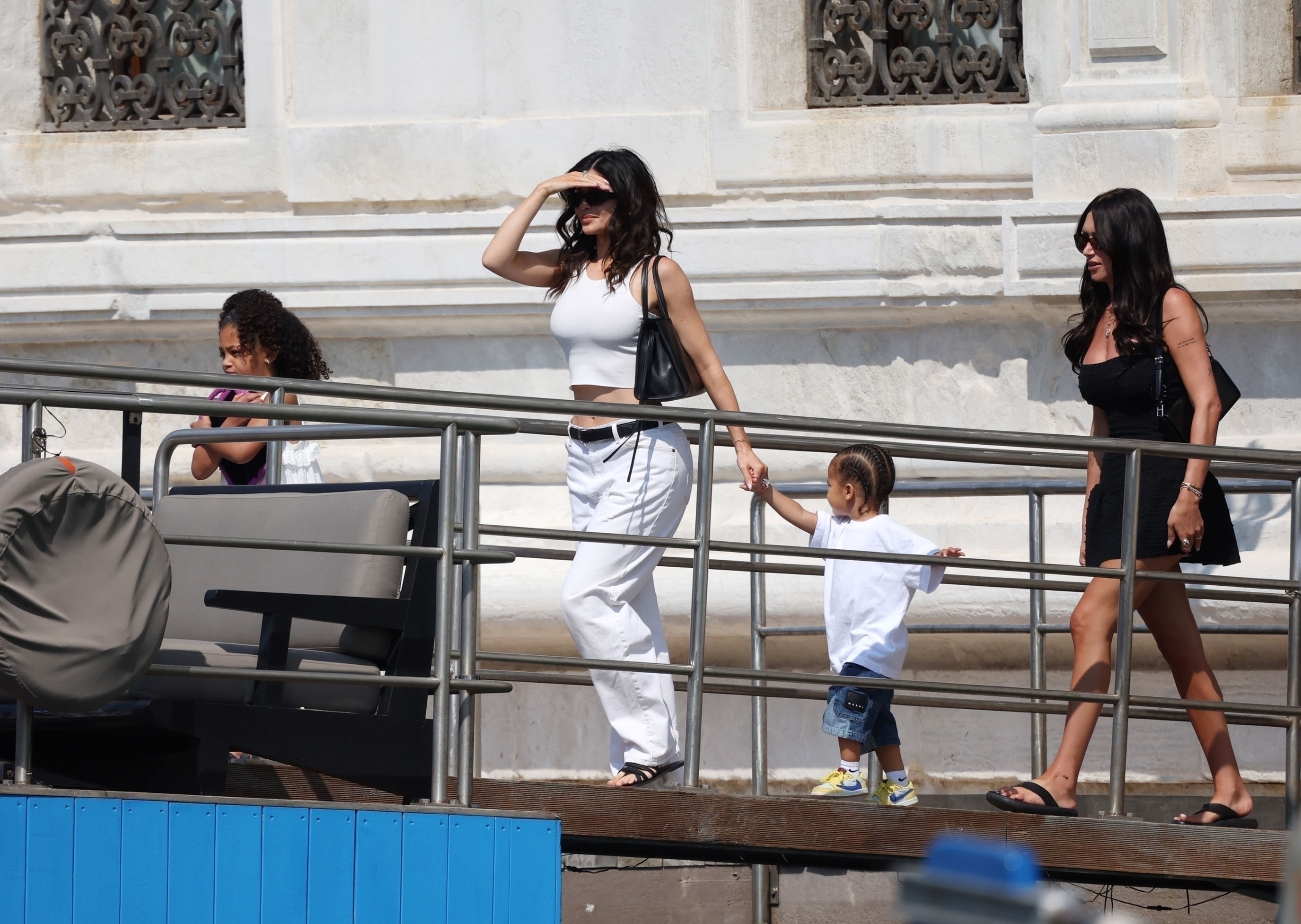 Access_Kardashian_13.jpg